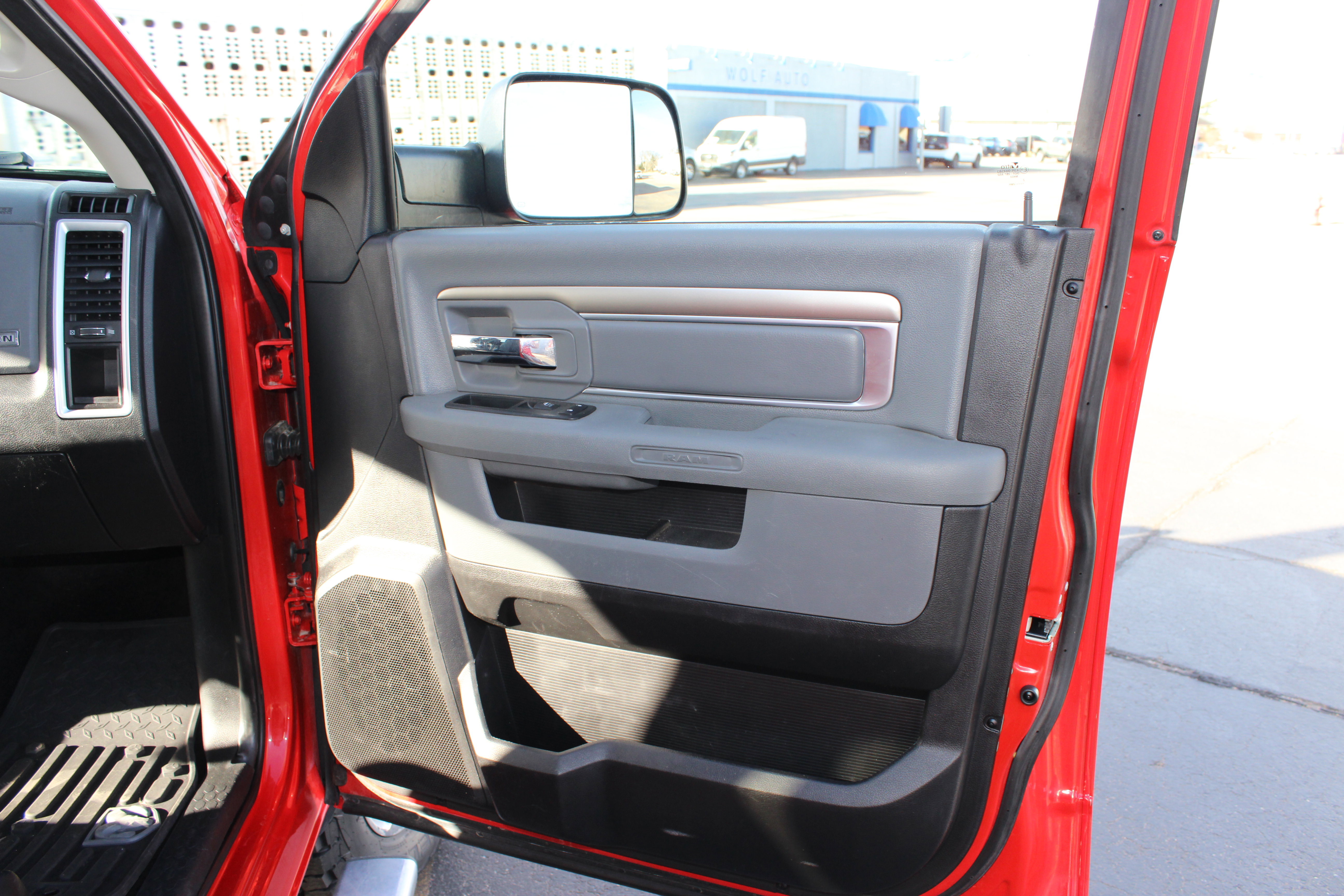 Used 2016 RAM 2500 Big Horn image 15