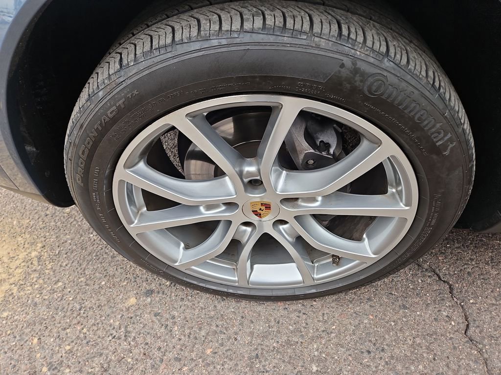 Used 2019 Porsche Cayenne AWD/4WD image 27