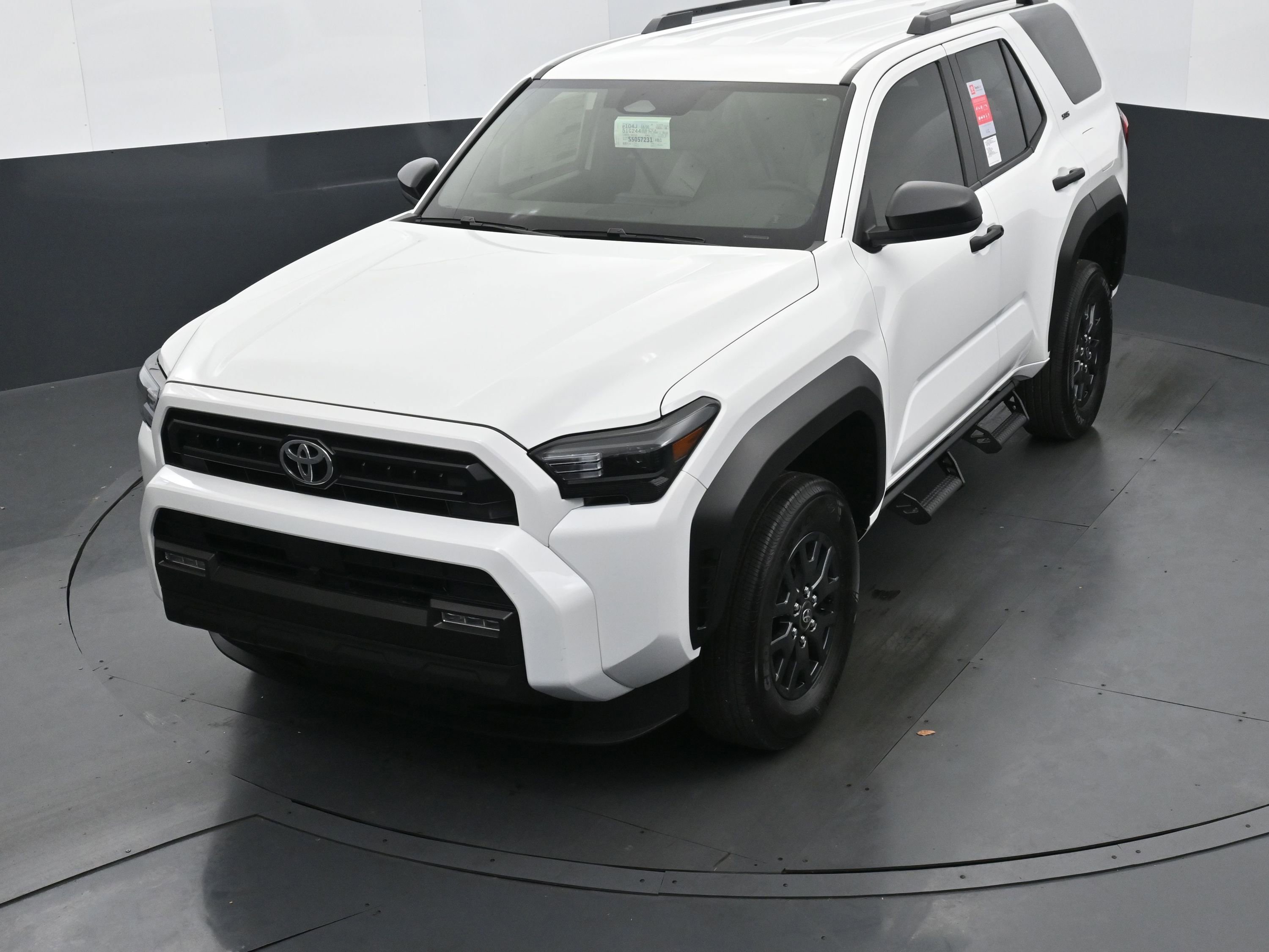 Used 2025 Toyota 4Runner SR5 AWD/4WD image 27