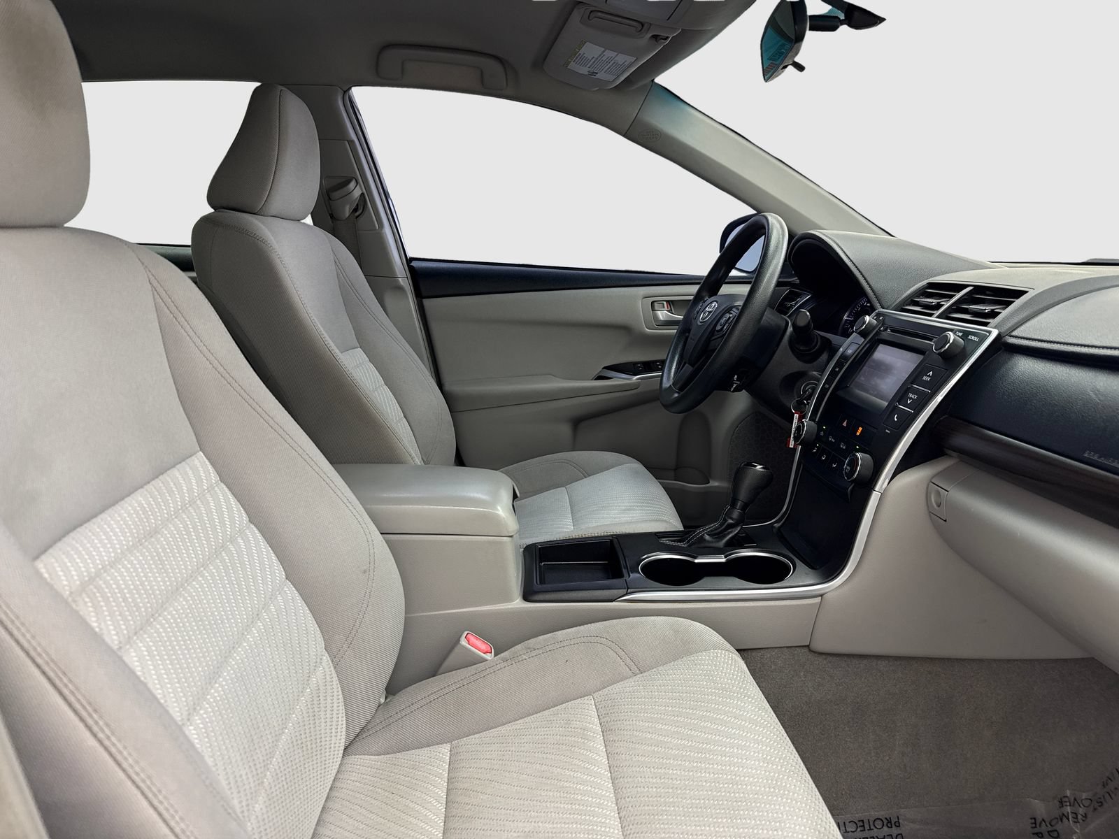 Used 2017 Toyota Camry LE FWD image 40