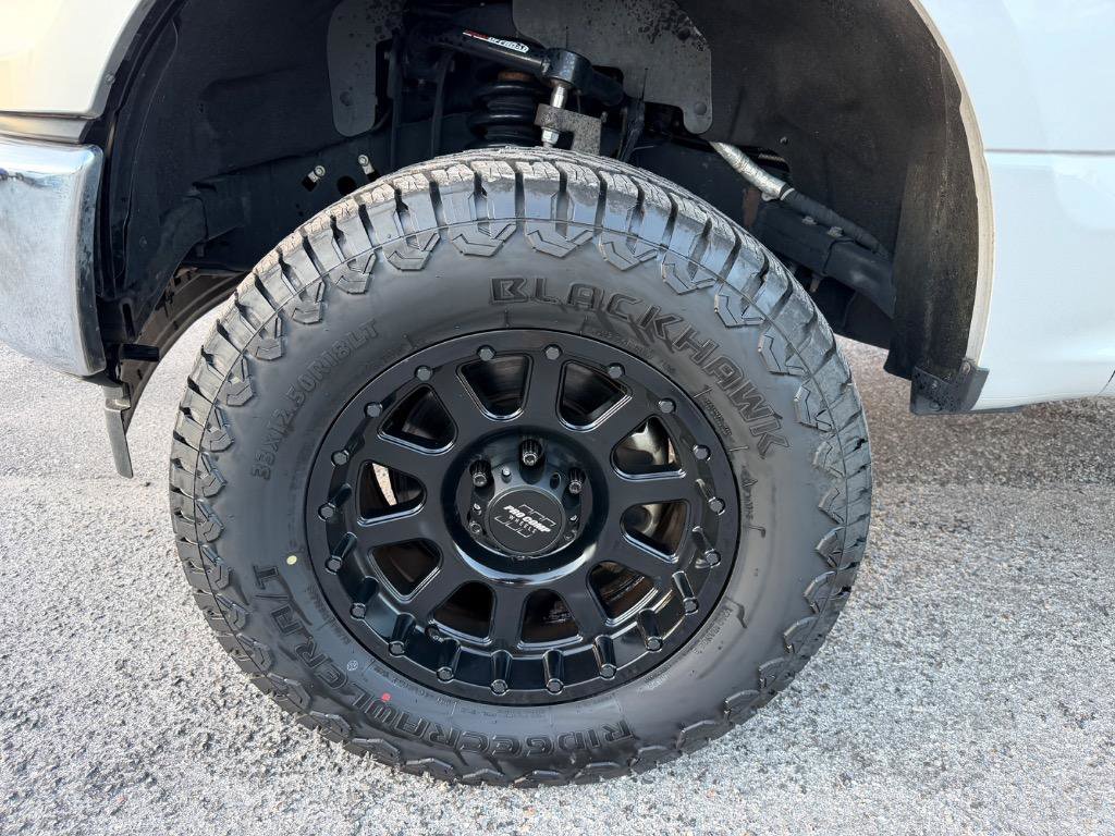 Used 2017 Ford F150 XLT w/ Equipment Group 302A Luxury image 10