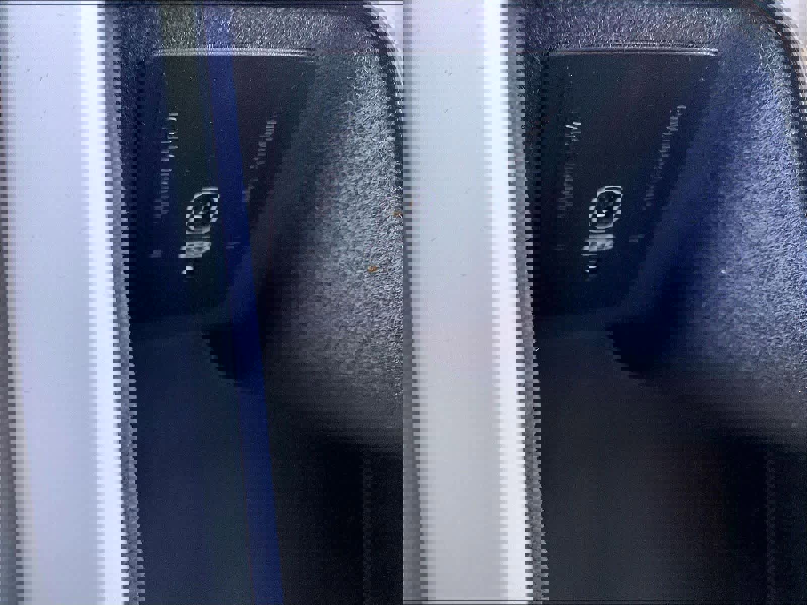 Used 2025 Volvo XC90 B6 Core w/ Climate Package image 37