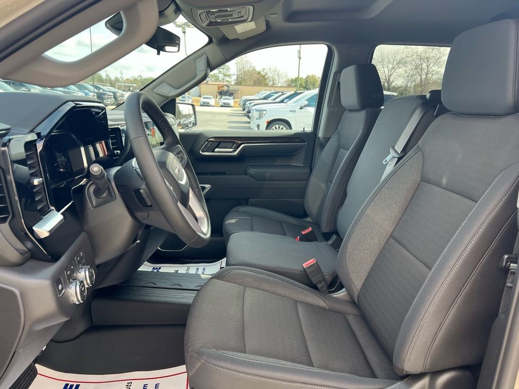 New 2026 GMC Sierra 1500 SLE image 13