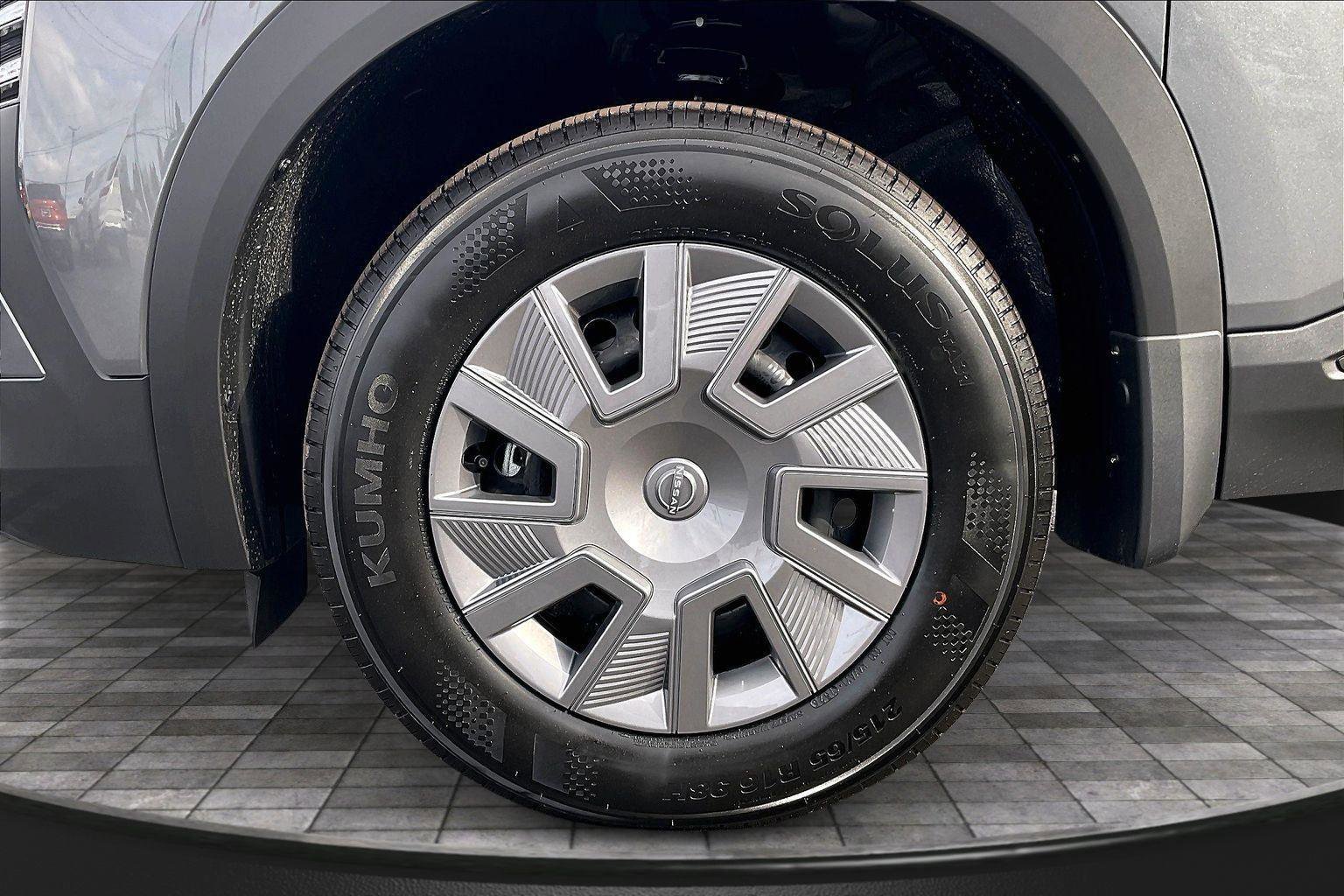 New 2026 Nissan Kicks S FWD image 12