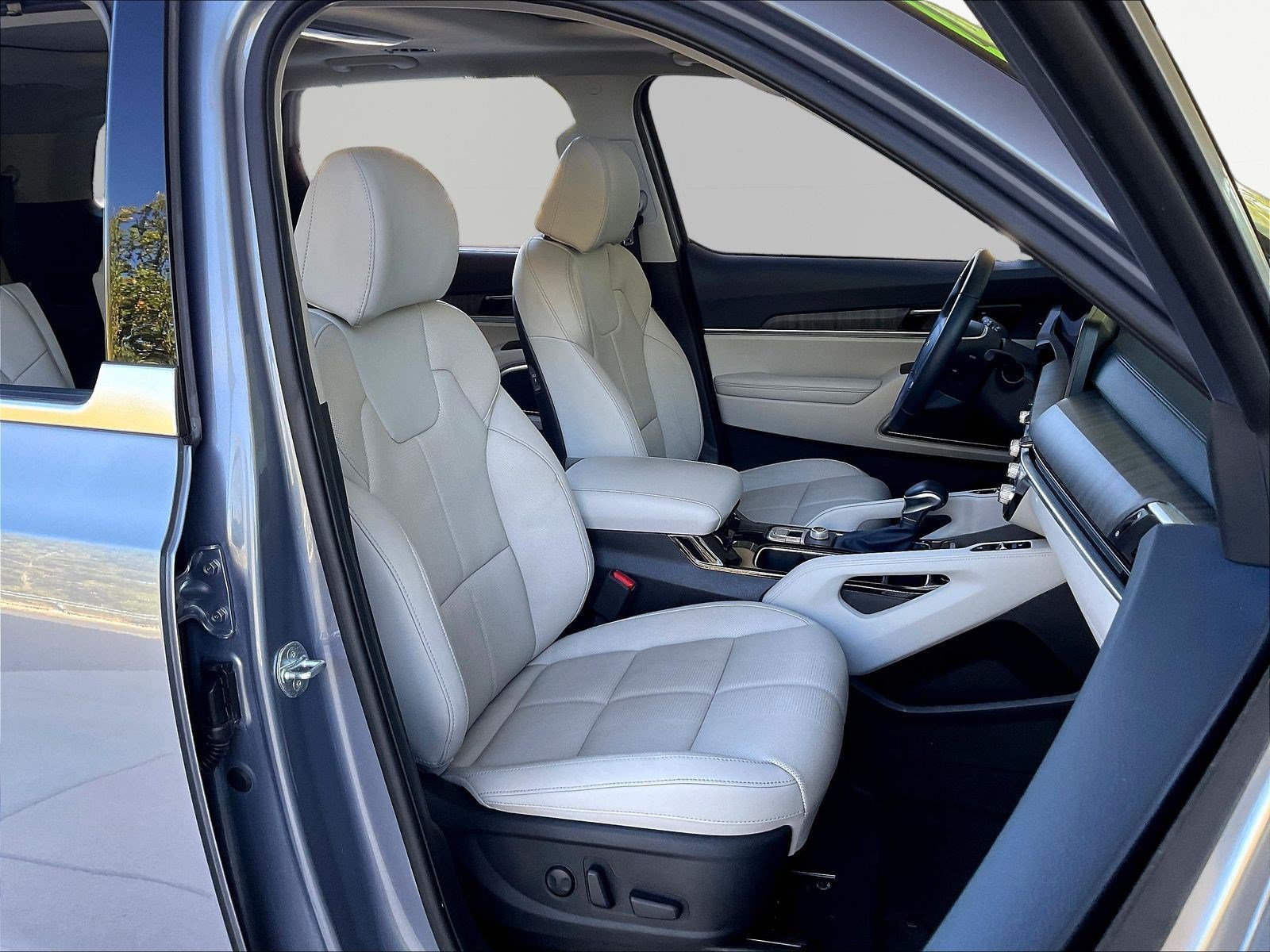 Used 2024 Kia Telluride SX FWD image 30