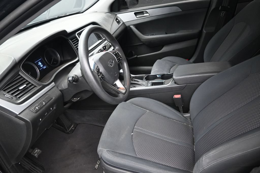 Used 2018 Hyundai Sonata SE FWD image 12