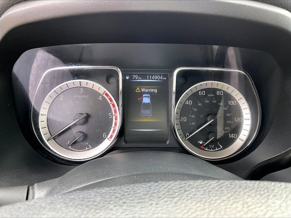 Used 2016 Nissan Titan PRO-4X w/ Pro-4x Convenience Package image 16
