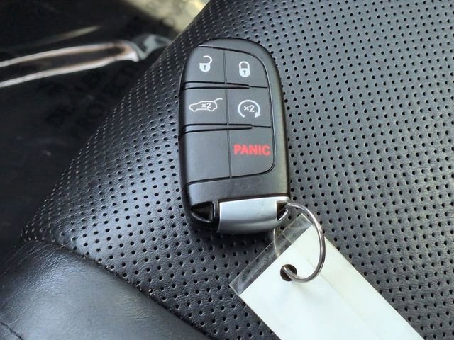 Used 2020 Jeep Grand Cherokee High Altitude AWD/4WD image 29