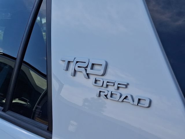 Used 2024 Toyota 4Runner TRD Off-Road AWD/4WD image 32