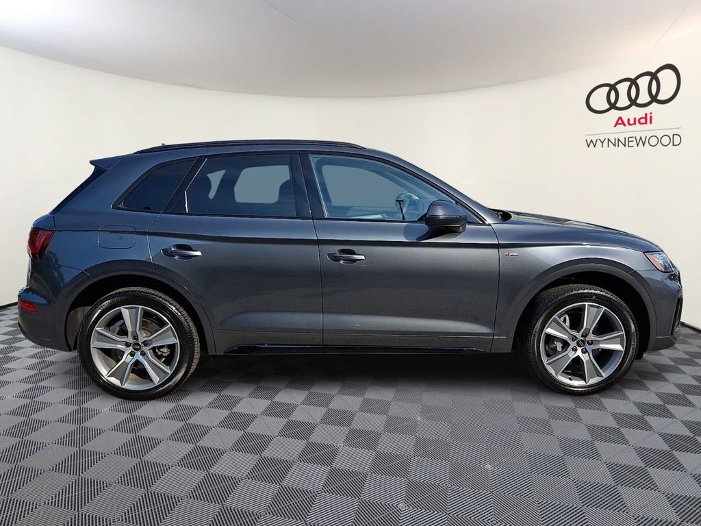 Certified 2025 Audi Q5 2.0T Premium w/ Convenience Plus Package AWD/4WD image 7
