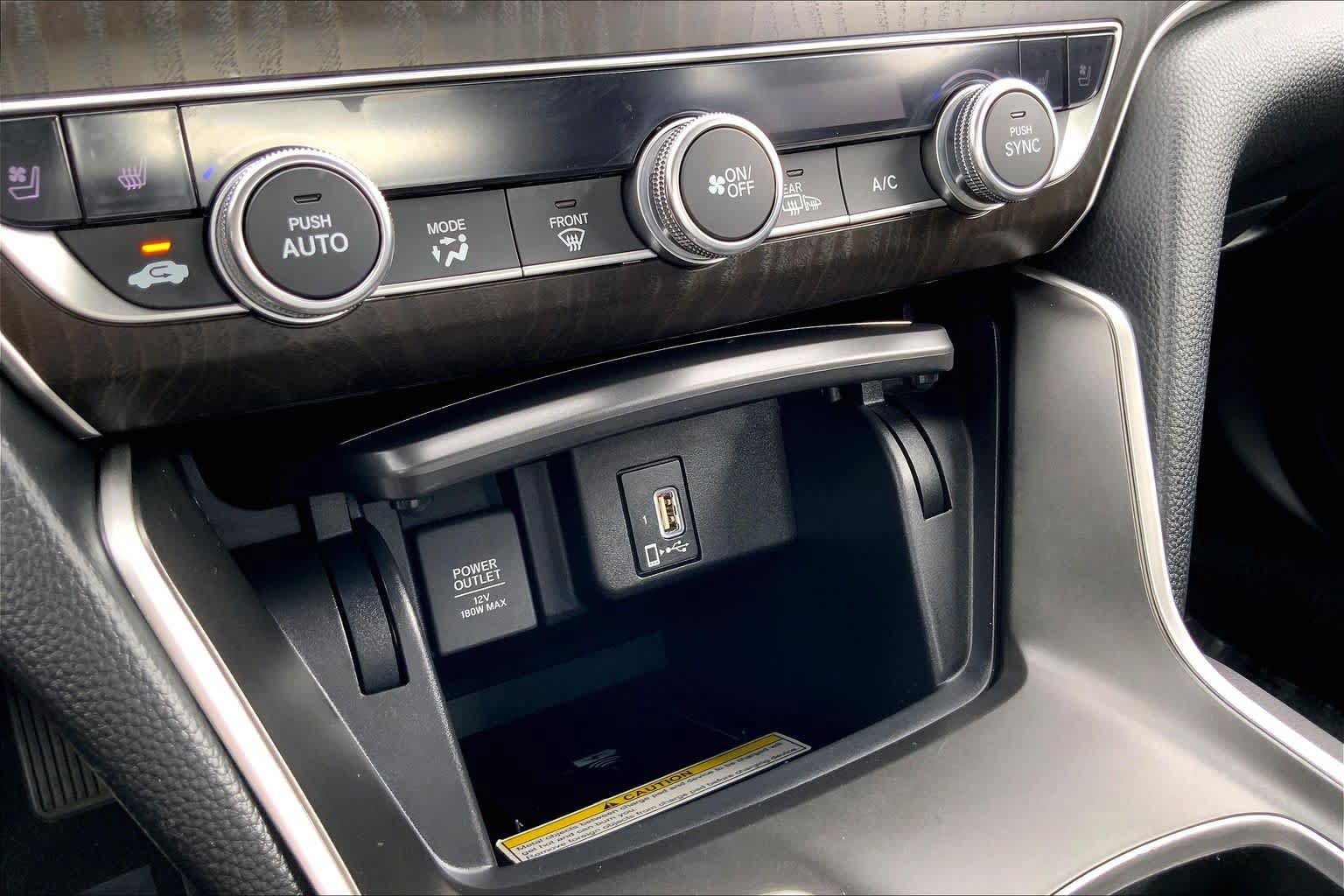 Used 2020 Honda Accord Touring image 35