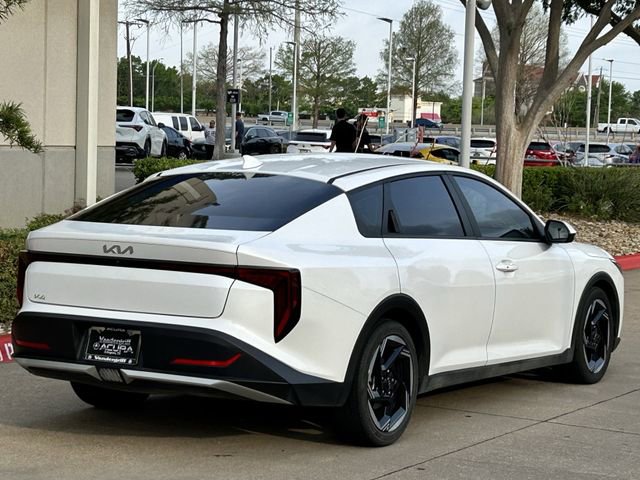Used 2025 Kia K4 EX image 4