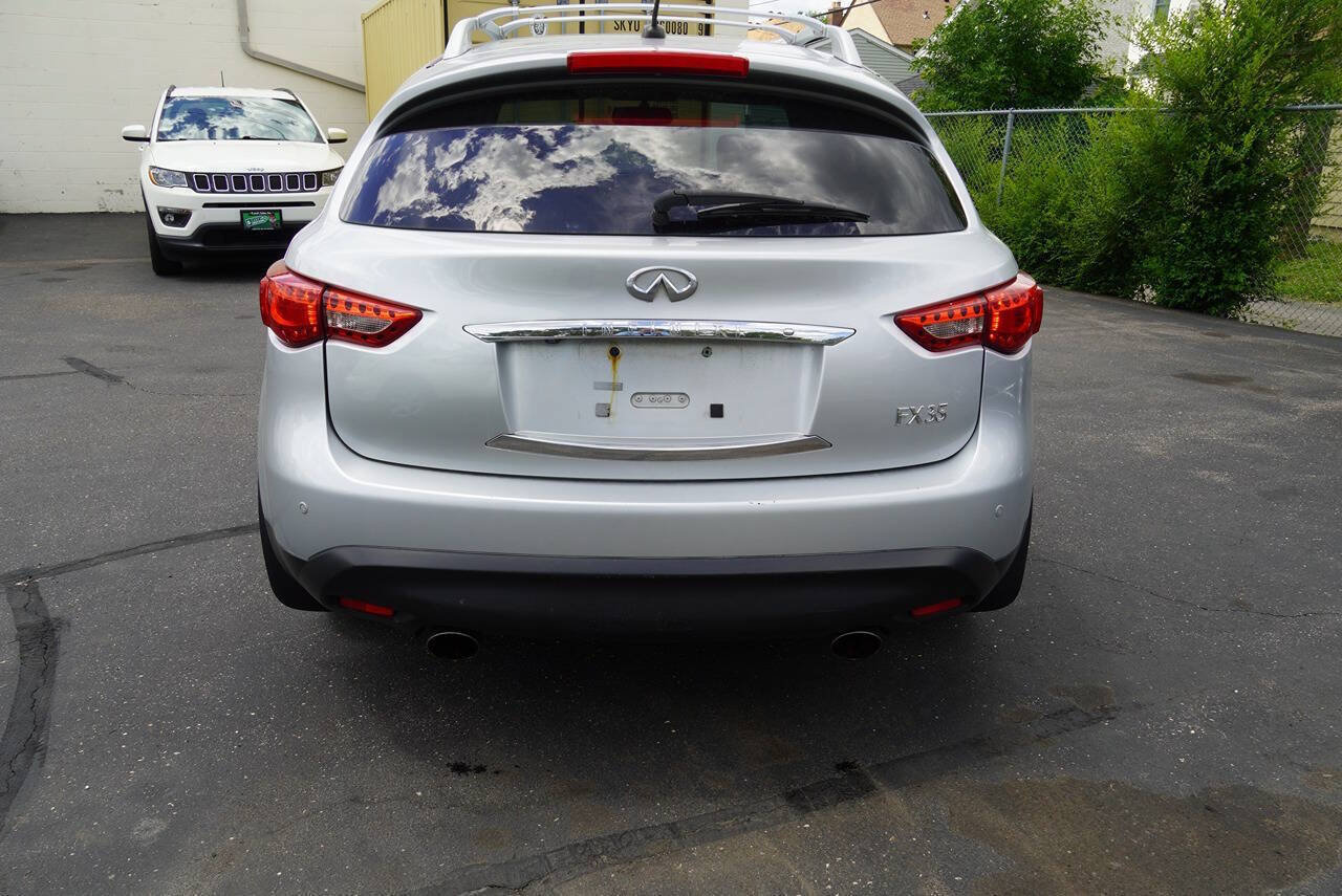 Used 2010 INFINITI FX35 AWD w/ Navigation Pkg image 26