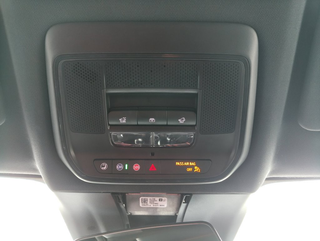 Used 2024 Chevrolet Blazer EV LT AWD/4WD image 32