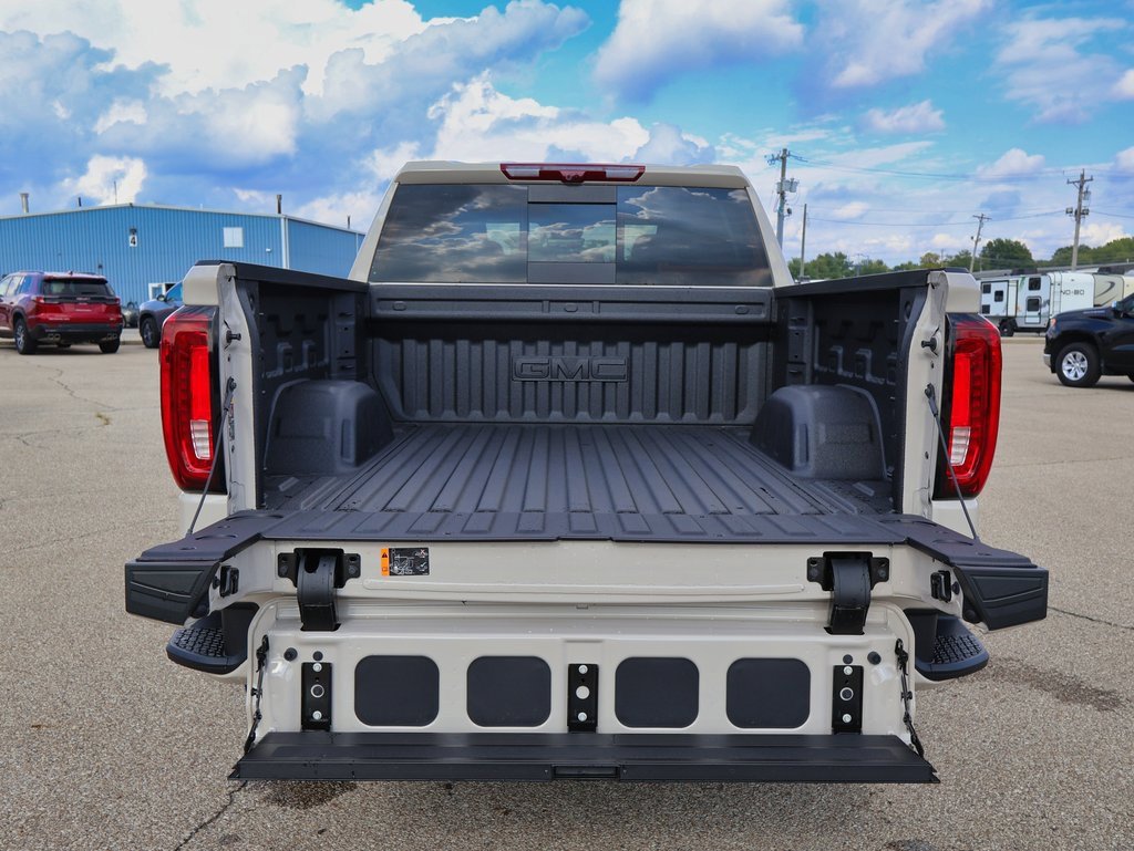 New 2026 GMC Sierra 1500 AT4 w/ AT4 Premium Package image 5
