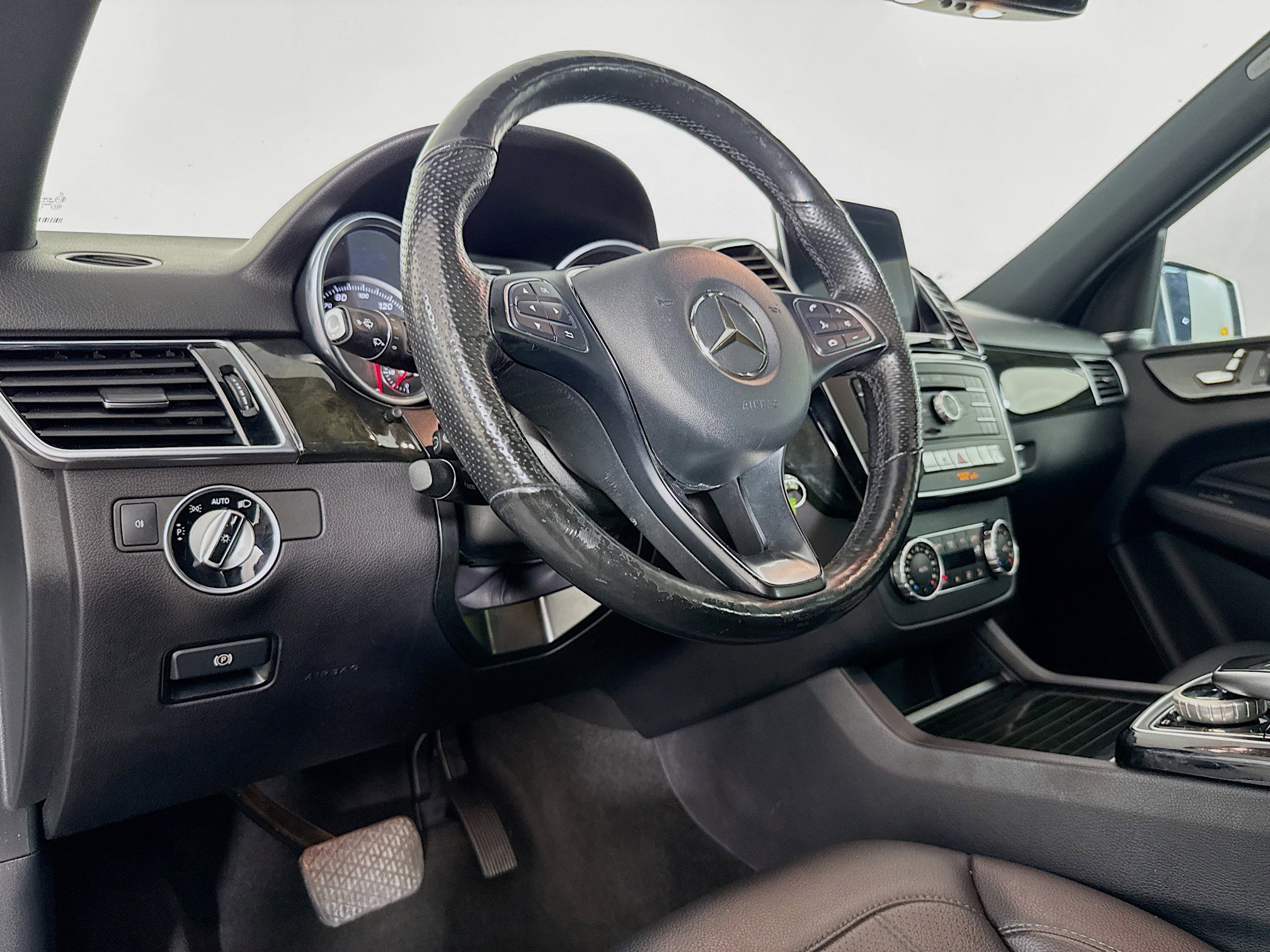 Used 2018 Mercedes-Benz GLE 350 4MATIC image 20