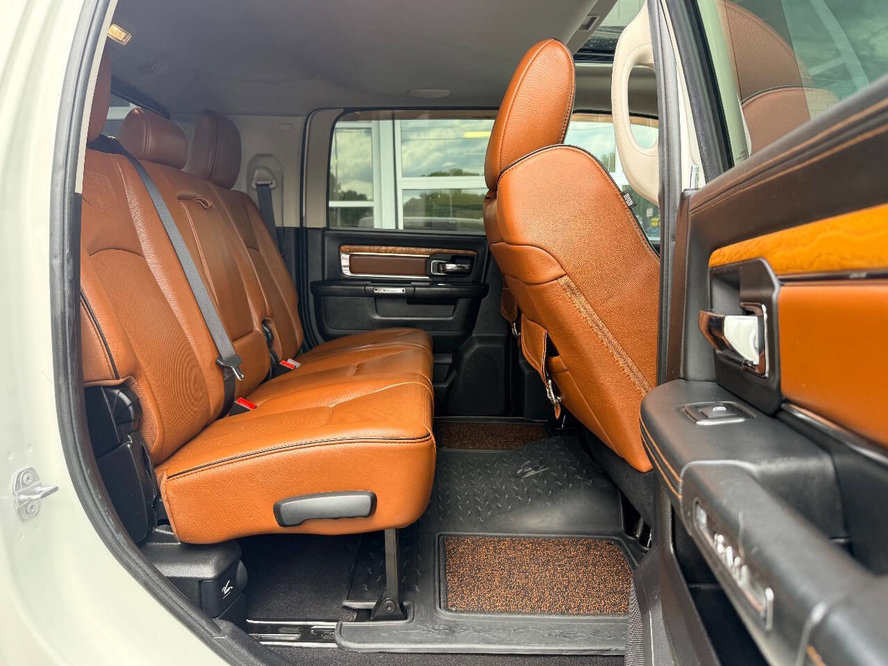 Used 2017 RAM 2500 Longhorn w/ Convenience Group AWD/4WD image 36