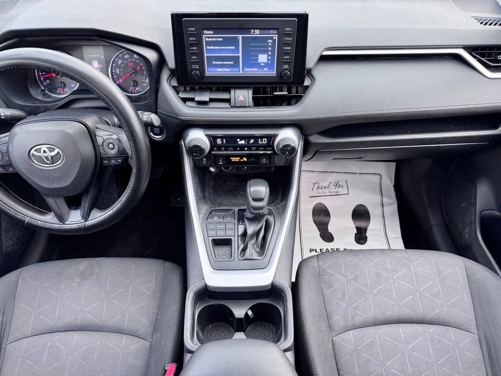 Used 2019 Toyota RAV4 XLE AWD/4WD image 11