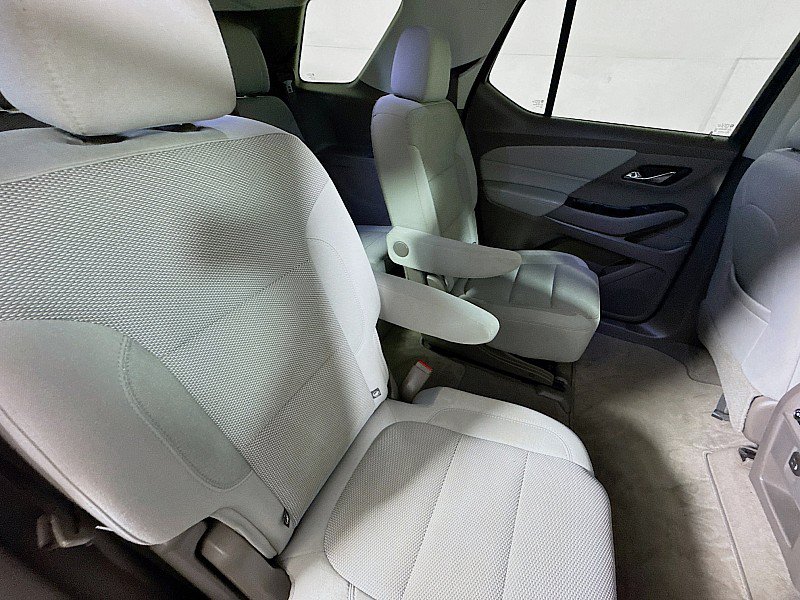 Used 2019 Chevrolet Traverse LT FWD image 27