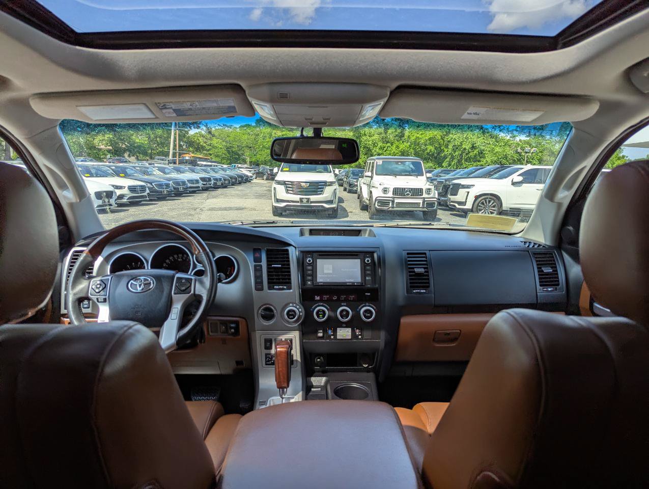 Used 2017 Toyota Sequoia Platinum AWD/4WD image 41
