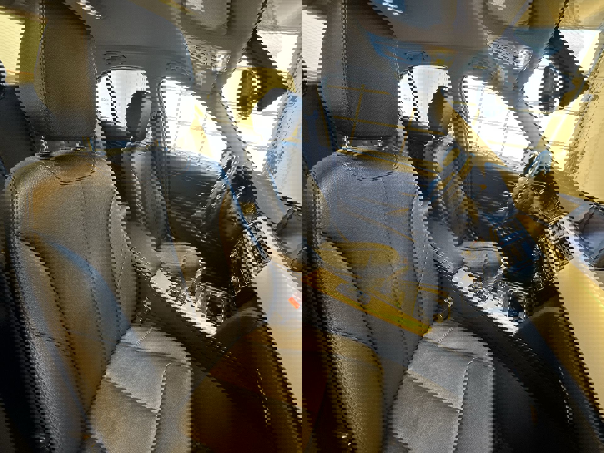 Used 2018 BMW 320i xDrive Sedan image 23