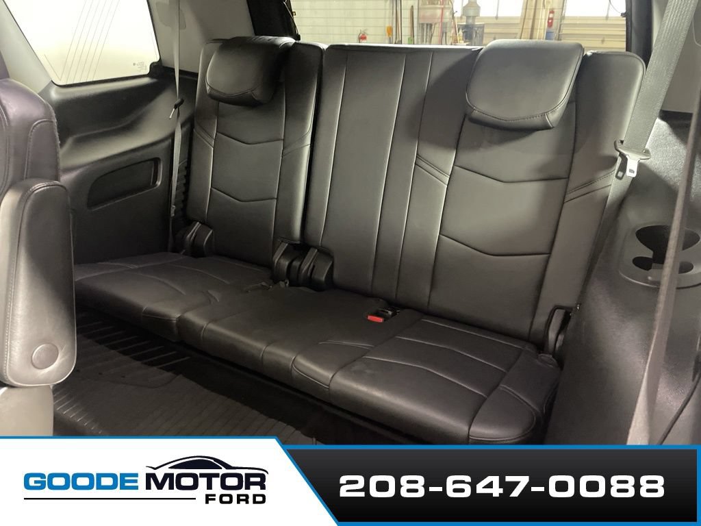 Used 2019 Cadillac Escalade Premium Luxury AWD/4WD image 22