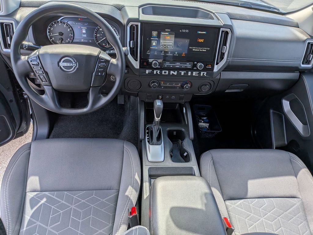 Used 2025 Nissan Frontier SV image 20