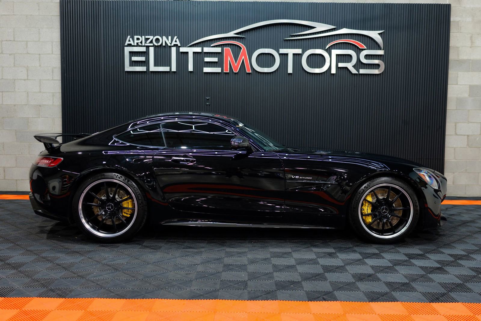 Used 2018 Mercedes-Benz AMG GT R image 13