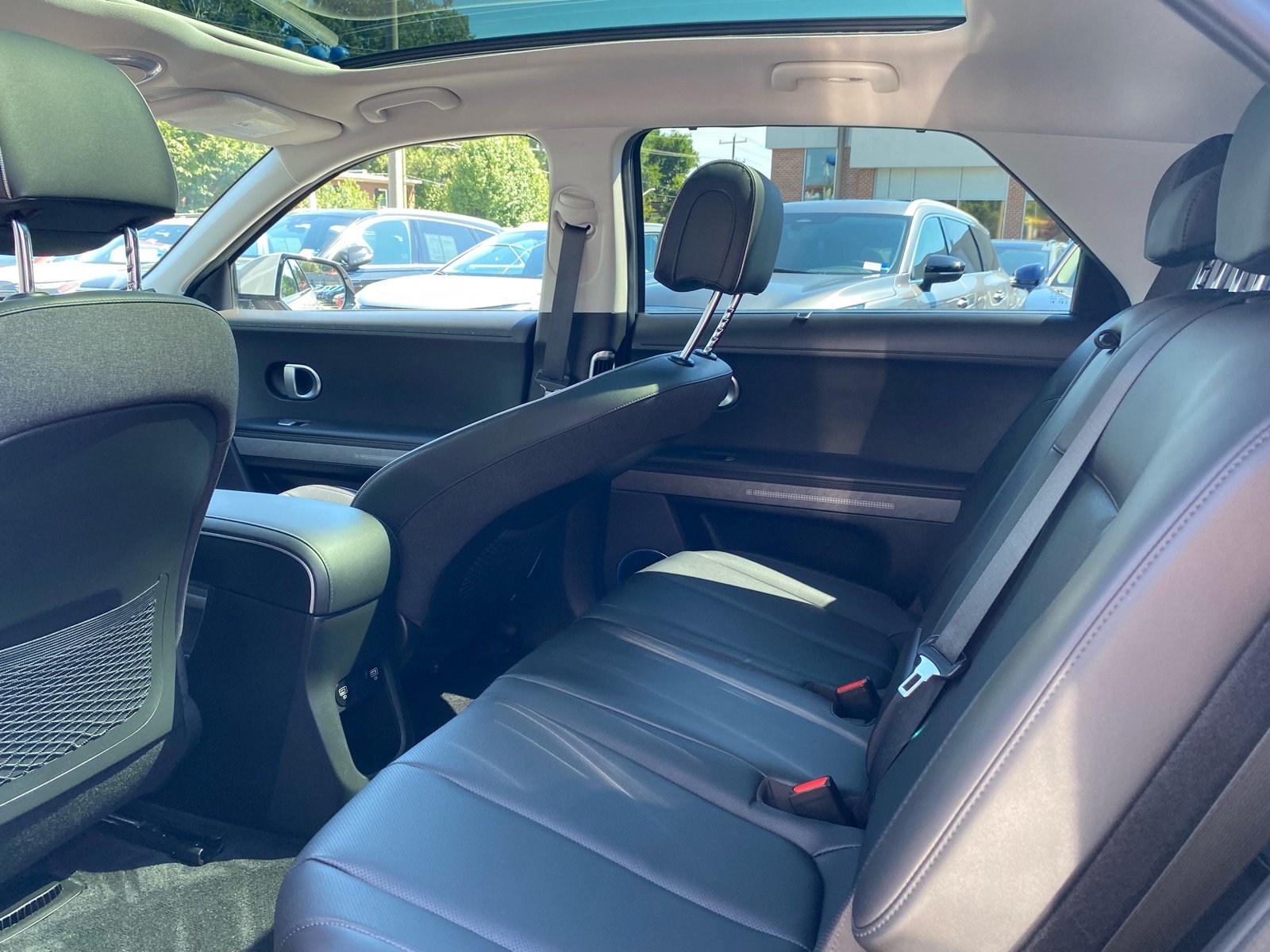 Used 2023 Hyundai Ioniq 5 Limited w/ Cargo Package RWD image 21