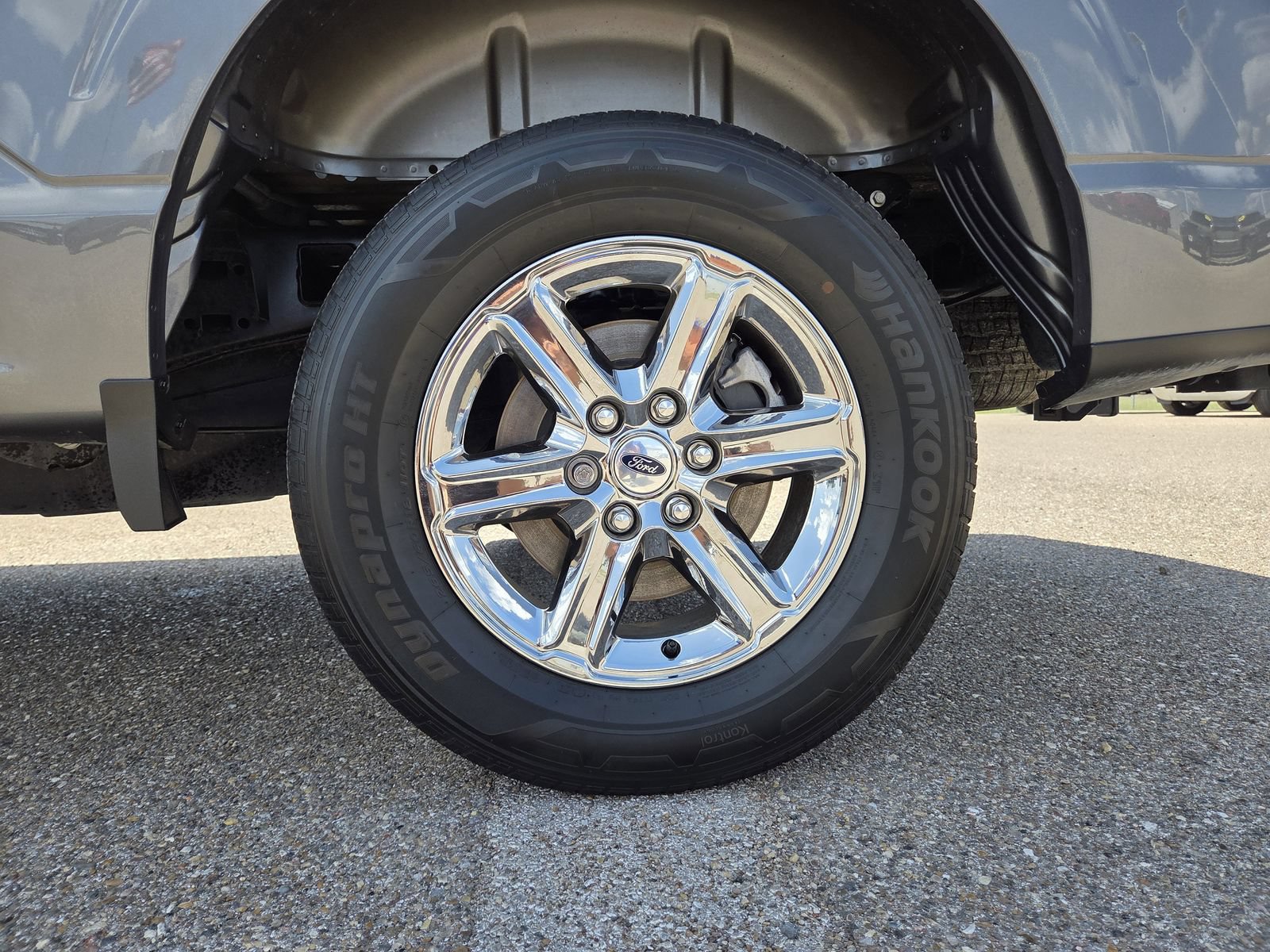 Used 2024 Ford F150 XLT w/ Mobile Office Package RWD image 10
