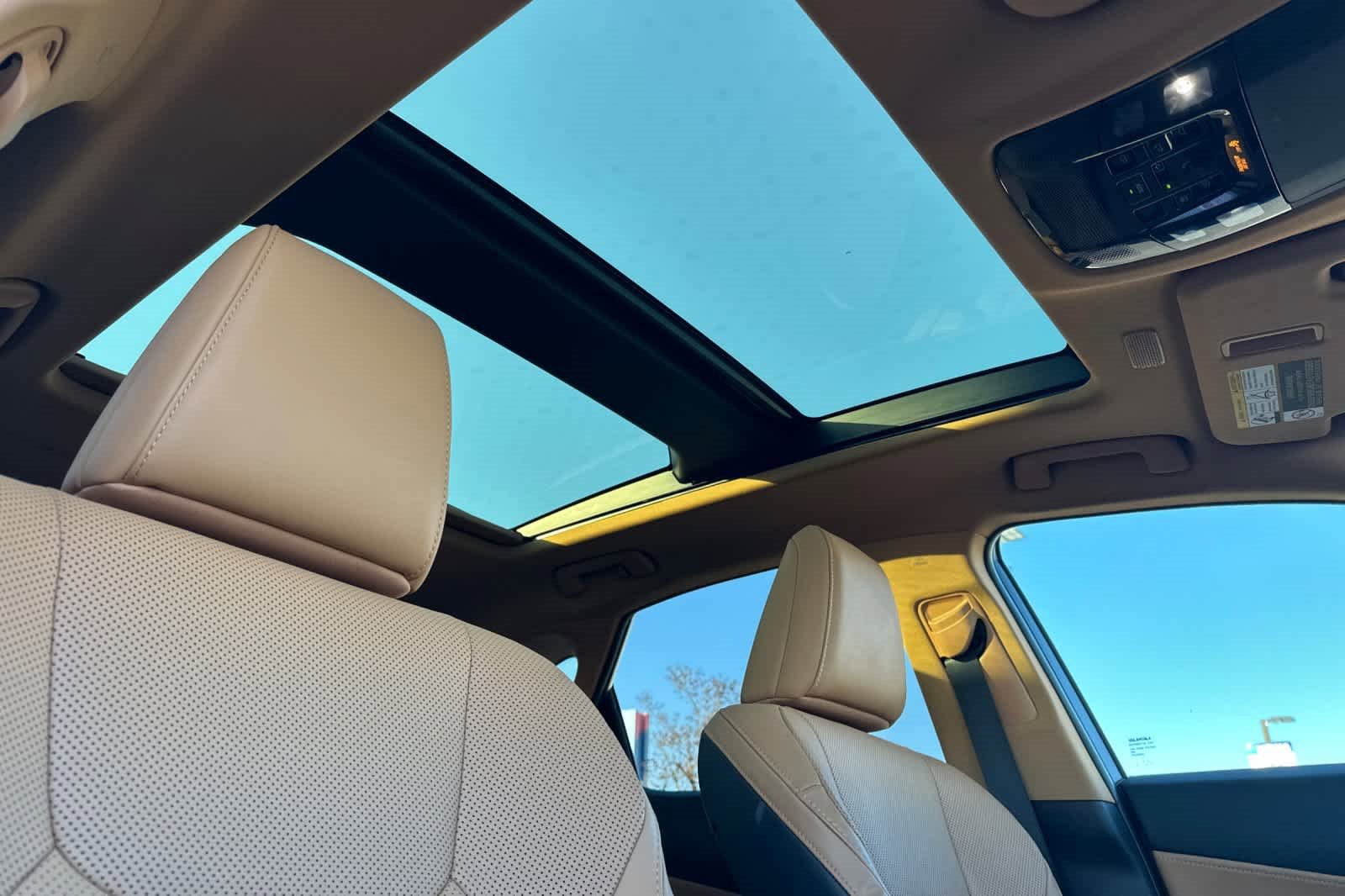 Used 2025 Lexus NX 300h 350h Luxury image 17