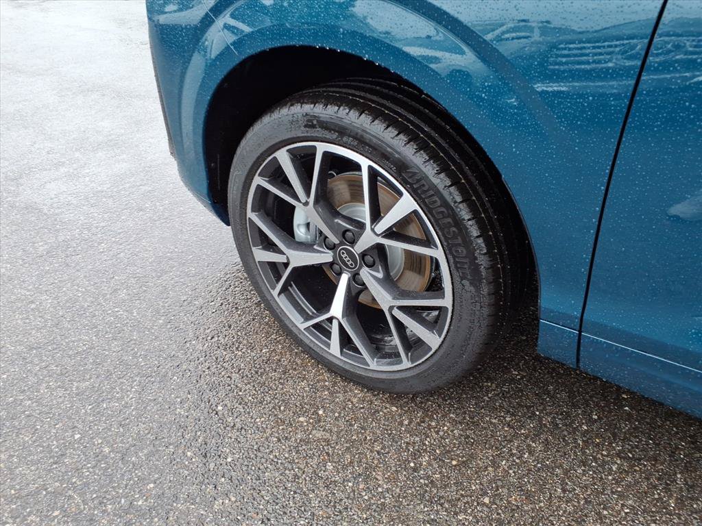 New 2026 Audi Q3 quattro 2.0T AWD/4WD image 9
