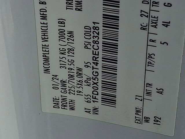 Used 2024 Ford F550 2WD SuperCab Super Duty image 32