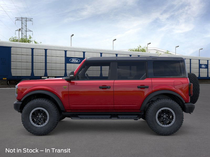 New 2025 Ford Bronco Badlands image 3