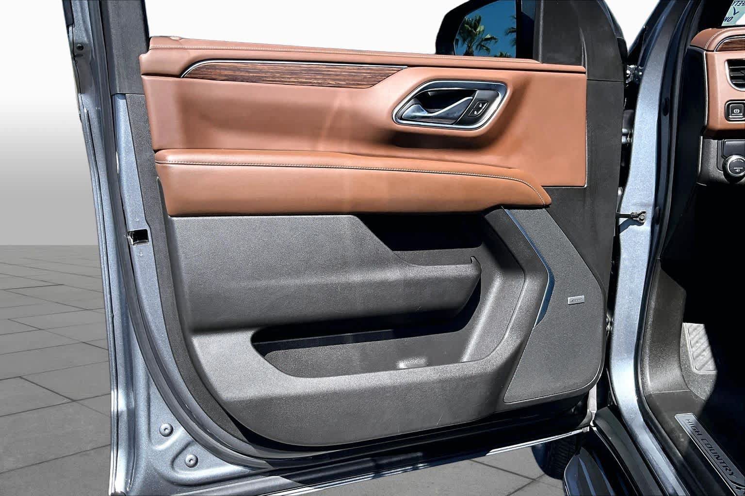 Used 2021 Chevrolet Tahoe High Country RWD image 19