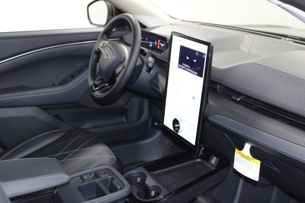 New 2025 Ford Mustang Mach-E Select image 27