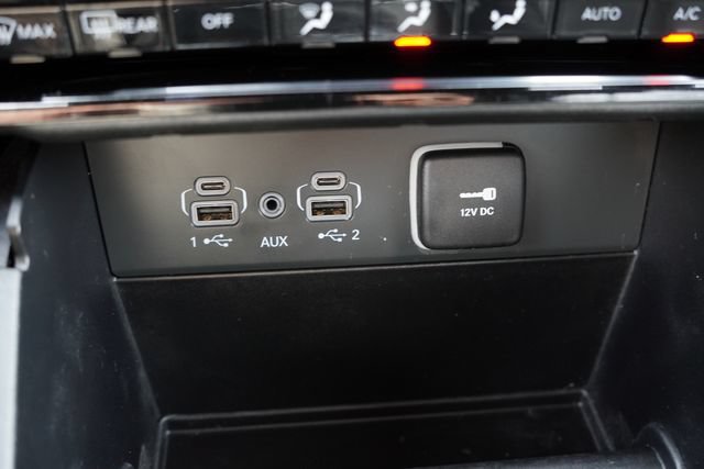Certified 2024 Jeep Grand Cherokee L Limited w/ Black Appearance Package AWD/4WD image 31