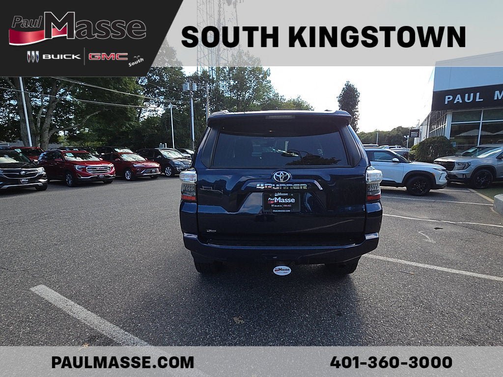 Used 2022 Toyota 4Runner SR5 AWD/4WD image 6