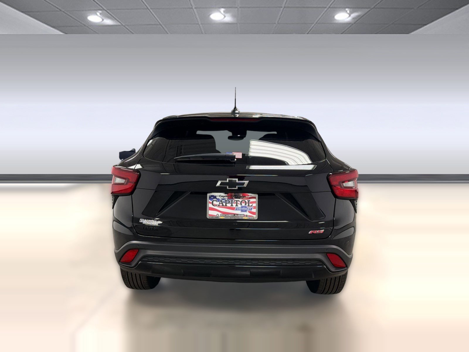 Used 2025 Chevrolet Trax RS w/ Driver Confidence Package FWD image 9