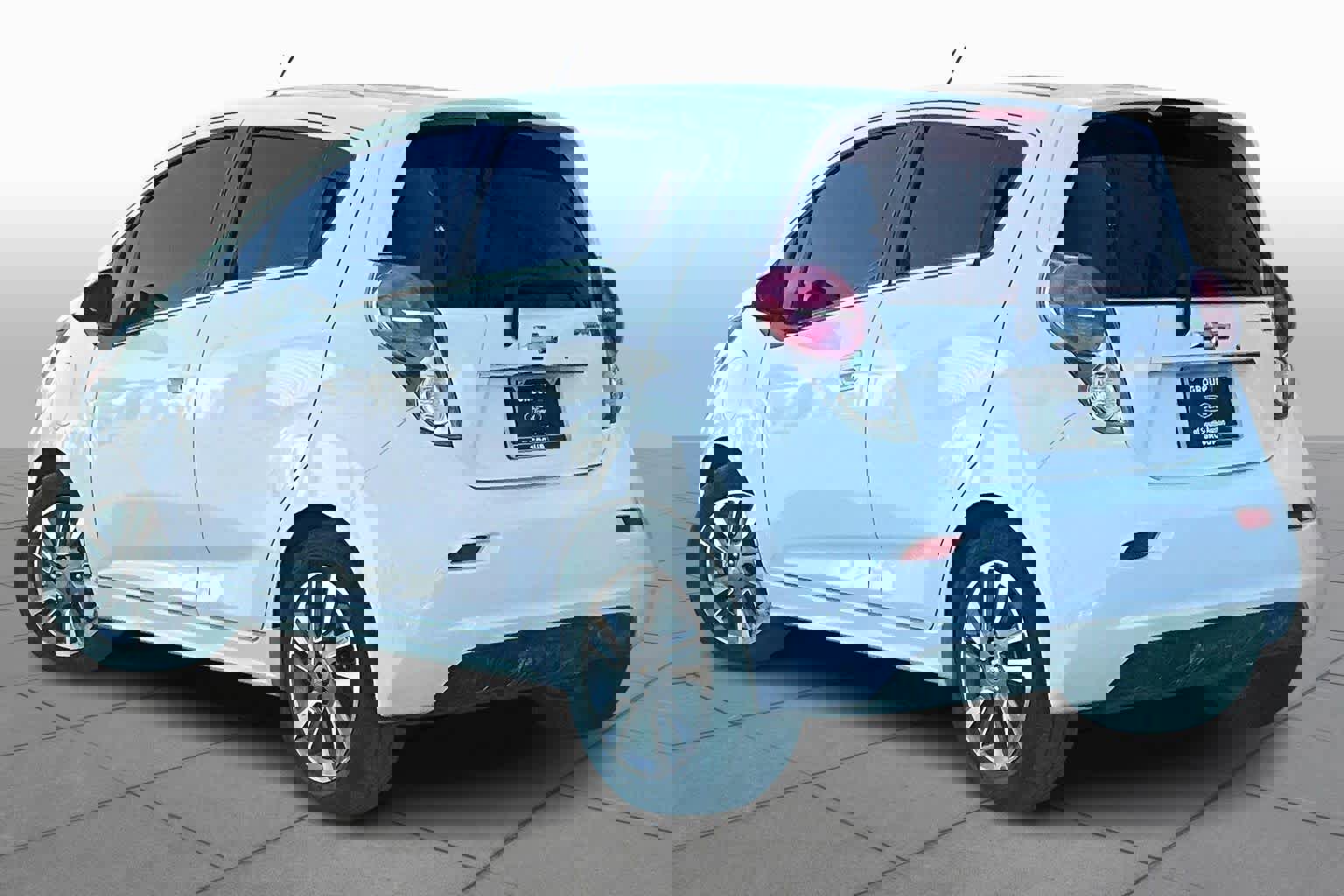 Used 2015 Chevrolet Spark LT image 11