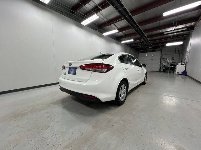 Used 2017 Kia Forte LX FWD image 8