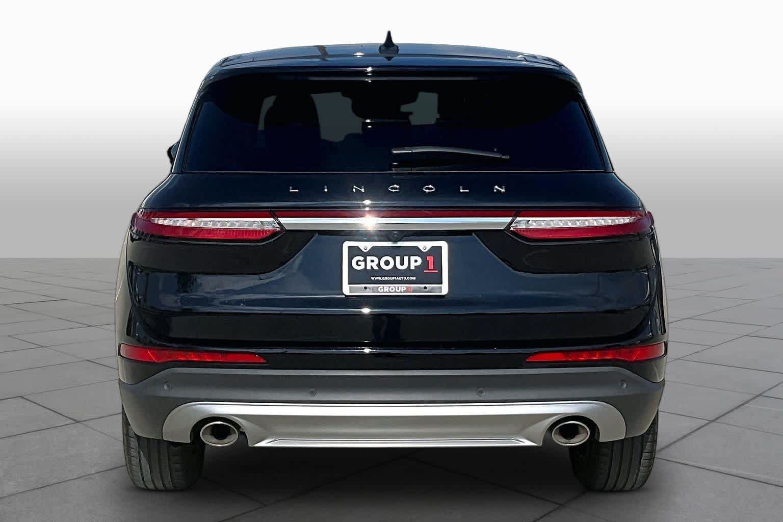 Used 2024 Lincoln Corsair FWD w/ Equipment Group 101A image 4