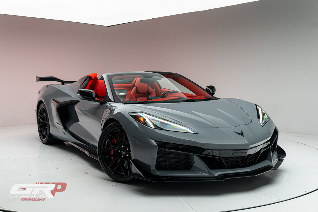 Used 2025 Chevrolet Corvette Z06 w/ Z07 Performance Package image 1