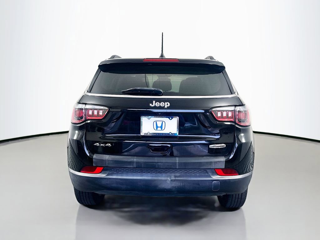 Used 2022 Jeep Compass Latitude AWD/4WD image 6