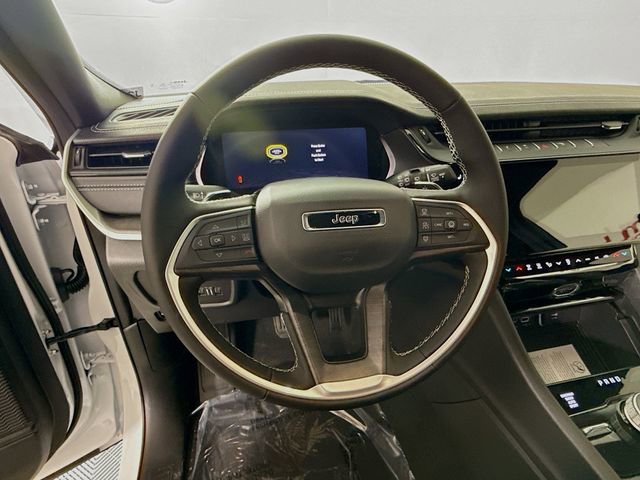 New 2026 Jeep Grand Cherokee L 4WD image 11