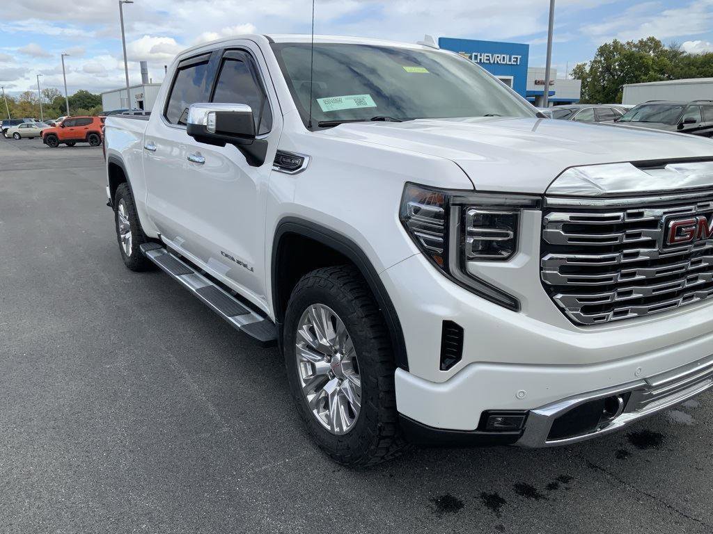 Used 2024 GMC Sierra 1500 Denali w/ Technology Package image 16