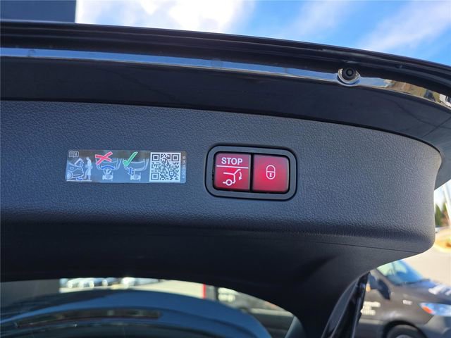 New 2026 Mercedes-Benz GLC 43 AMG 4MATIC image 6