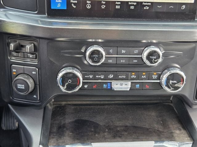 Used 2024 Ford F250 Lariat AWD/4WD image 17