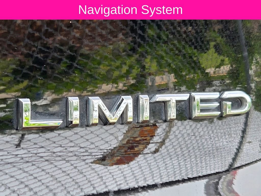 Used 2024 Toyota Crown Limited image 11