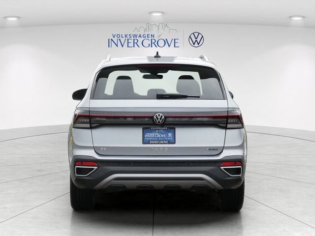 Certified 2025 Volkswagen Taos SE AWD/4WD image 6